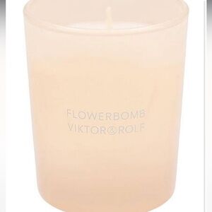 MINI Viktor & Rolf Flowerbomb Soft Pink Candle